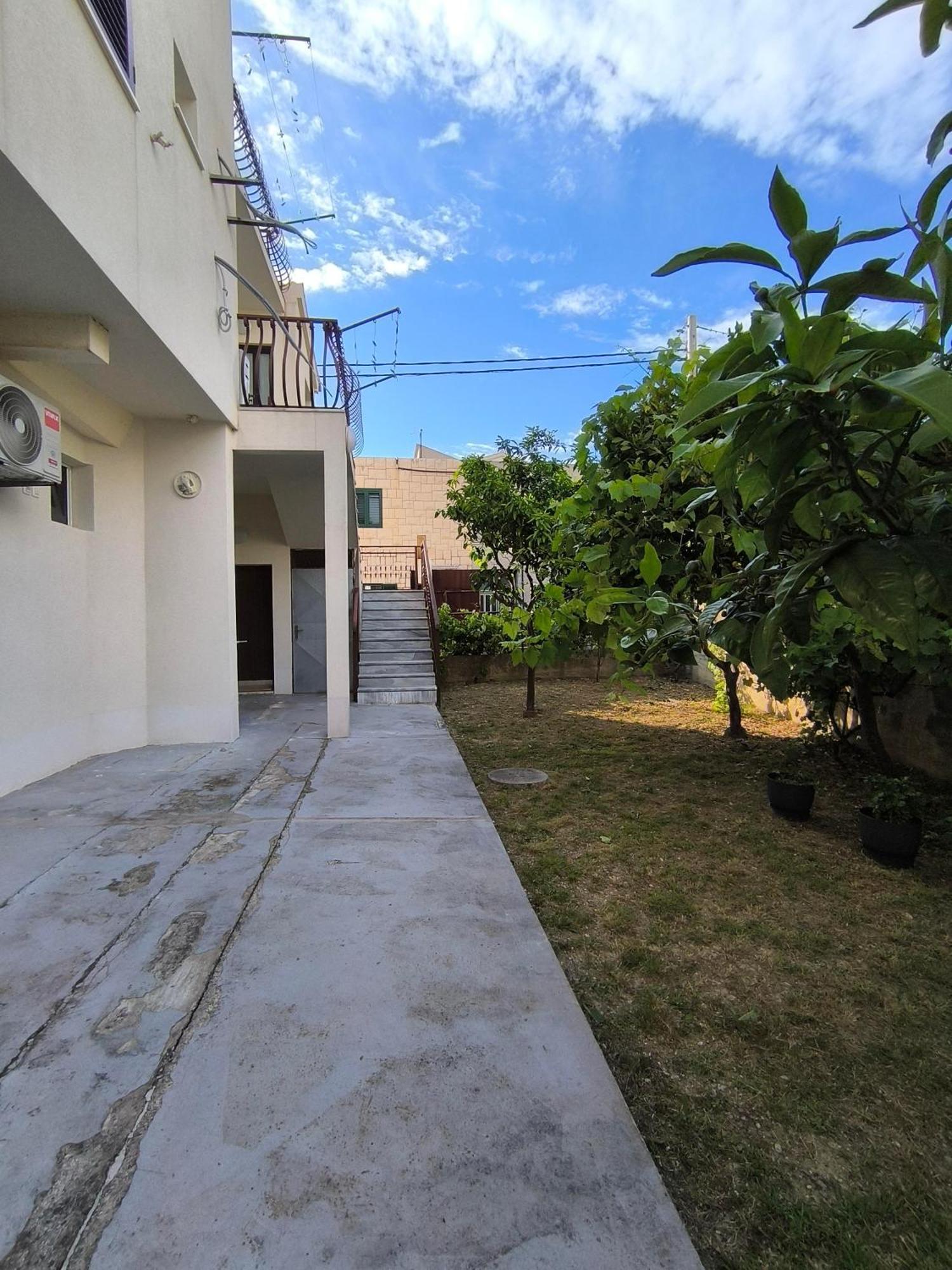 Apartments Villa Tanja Podstrana Buitenkant foto